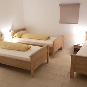 Dreibettzimmer